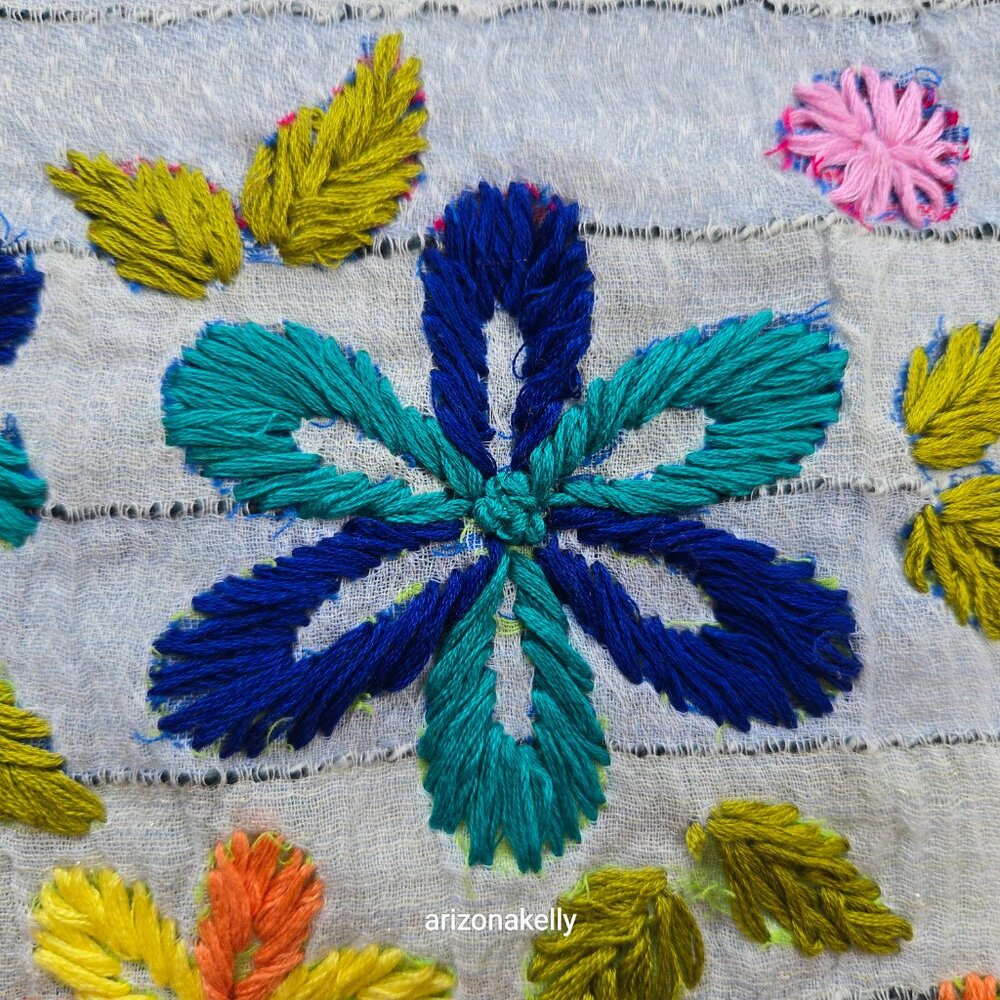 Crinkle Cotton Scarf With Colorful Yarn Flowers Hand-Embroidered Boho - Picture 5 of 12